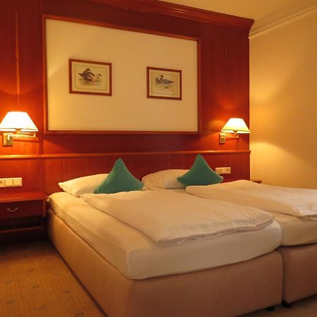 Park Hotel Am Schloss Ettringen  Luaran gambar